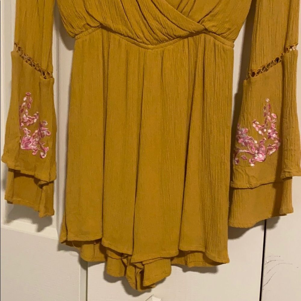 Francesca’s romper - Picture 4 of 6